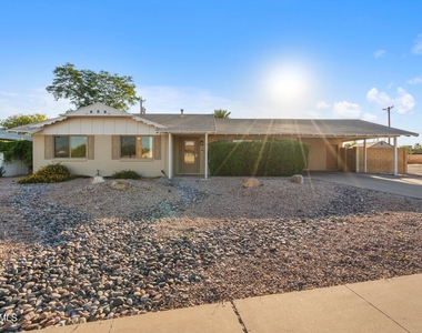 2548 N 68th Place - Photo Thumbnail 2