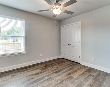 2810 Clover Drive - Photo Thumbnail 8