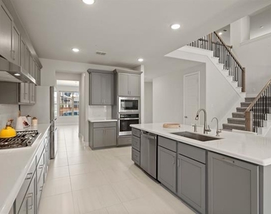 7013 Lost Falls Drive - Photo Thumbnail 11