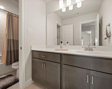 7013 Lost Falls Drive - Photo Thumbnail 24