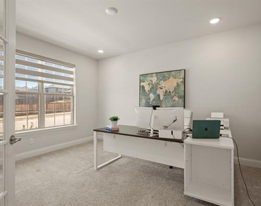 7013 Lost Falls Drive - Photo Thumbnail 5