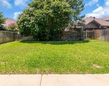 10217 Pear Street - Photo Thumbnail 27