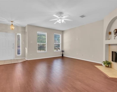 10217 Pear Street - Photo Thumbnail 6