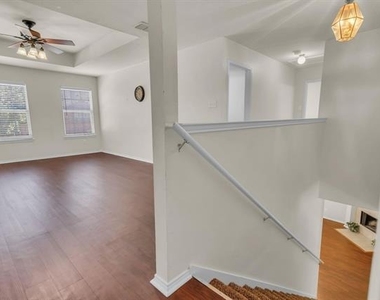 10217 Pear Street - Photo Thumbnail 24