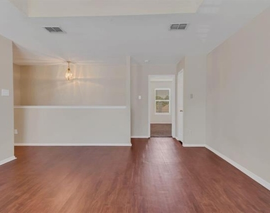 10217 Pear Street - Photo Thumbnail 25