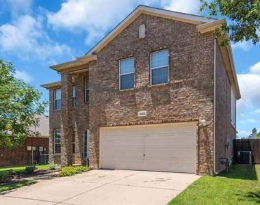 10217 Pear Street - Photo Thumbnail 2