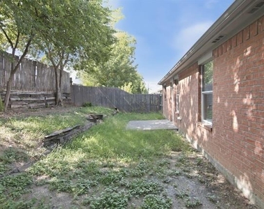 6317 Rockhaven Drive - Photo Thumbnail 23
