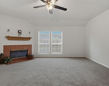 6317 Rockhaven Drive - Photo Thumbnail 5