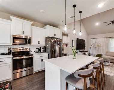 3840 Mcdougal Street - Photo Thumbnail 16