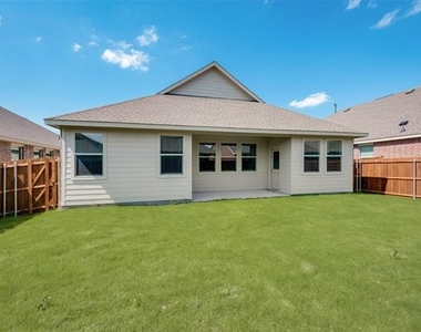 1109 Sassafras Drive - Photo Thumbnail 19