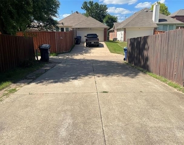 5904 Pinyon Drive - Photo Thumbnail 25