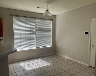 5904 Pinyon Drive - Photo Thumbnail 10