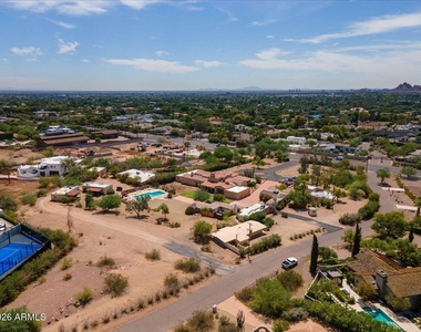 5702 E Camelback Road - Photo Thumbnail 32