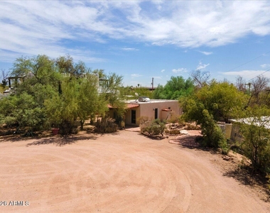 5702 E Camelback Road - Photo Thumbnail 28