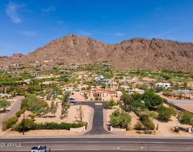 5702 E Camelback Road - Photo Thumbnail 23