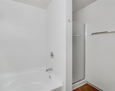 1420 Krista Drive - Photo Thumbnail 17