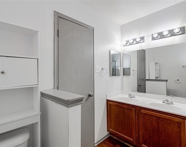 1420 Krista Drive - Photo Thumbnail 16