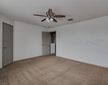 1420 Krista Drive - Photo Thumbnail 25