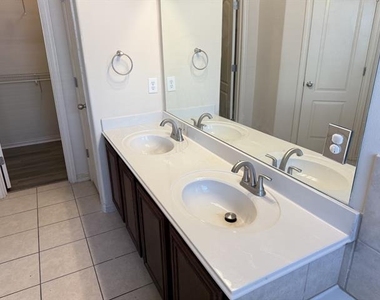 5121 Hidden Knolls Drive - Photo Thumbnail 12