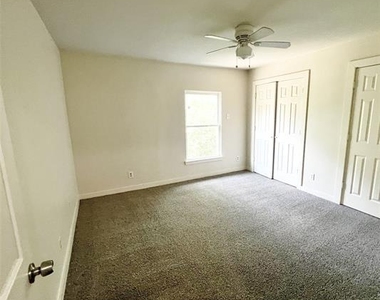 725 Cain Street - Photo Thumbnail 9
