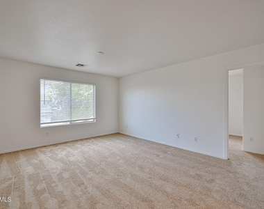 14584 W Watson Lane - Photo Thumbnail 19