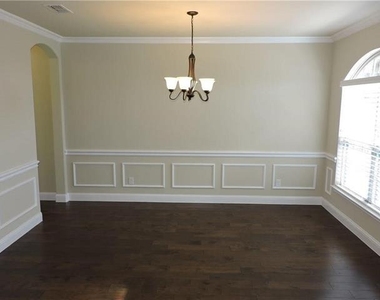 1156 Roma Drive - Photo Thumbnail 1