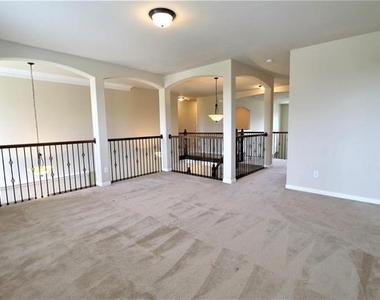 1156 Roma Drive - Photo Thumbnail 12