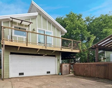 8910 San Fernando Way - Photo Thumbnail 23