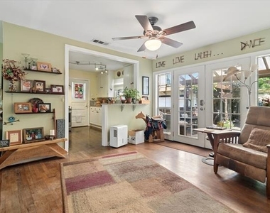 8910 San Fernando Way - Photo Thumbnail 5