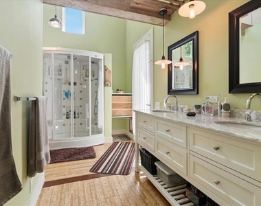 8910 San Fernando Way - Photo Thumbnail 12