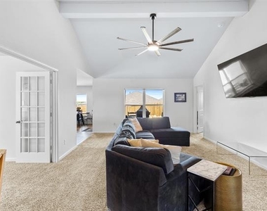 932 American Flyer Boulevard - Photo Thumbnail 21