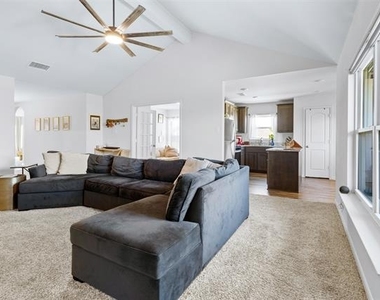932 American Flyer Boulevard - Photo Thumbnail 8
