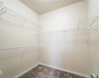 1323 Luverne Drive - Photo Thumbnail 21