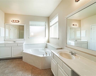 1323 Luverne Drive - Photo Thumbnail 19