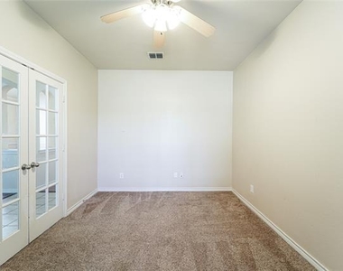 1323 Luverne Drive - Photo Thumbnail 6