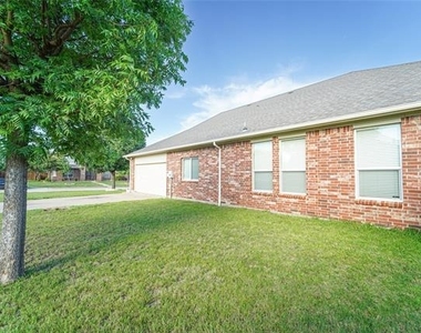 1323 Luverne Drive - Photo Thumbnail 35