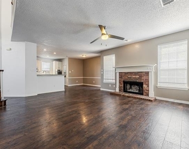8817 Pocono Drive - Photo Thumbnail 20
