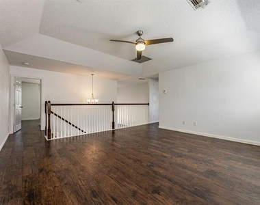 8817 Pocono Drive - Photo Thumbnail 7