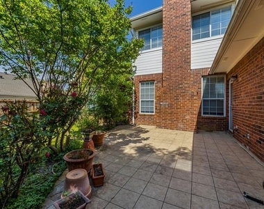 8817 Pocono Drive - Photo Thumbnail 36