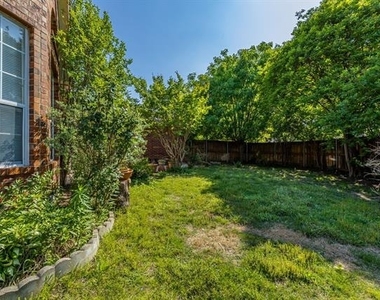 8817 Pocono Drive - Photo Thumbnail 34