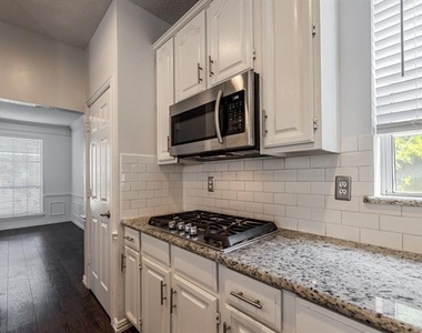 8817 Pocono Drive - Photo Thumbnail 17