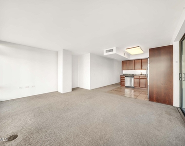 4808 N 24th Street - Photo Thumbnail 2