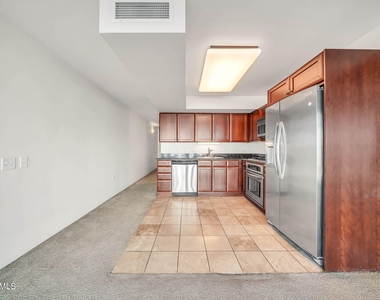 4808 N 24th Street - Photo Thumbnail 9