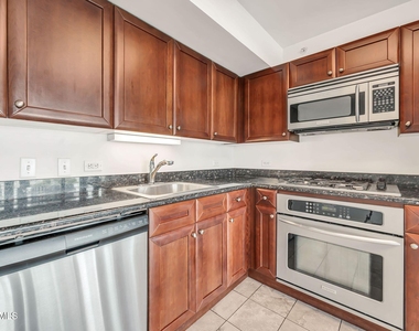 4808 N 24th Street - Photo Thumbnail 6