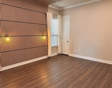 17730 Bottlebrush Drive - Photo Thumbnail 3