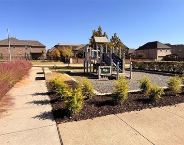 17730 Bottlebrush Drive - Photo Thumbnail 35