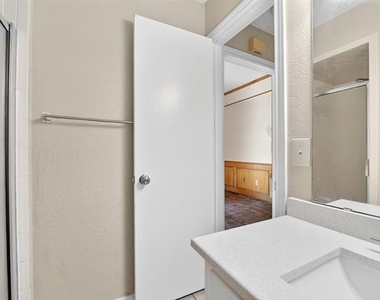 1824 Sacramento Terrace - Photo Thumbnail 6