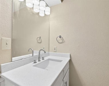 1824 Sacramento Terrace - Photo Thumbnail 7