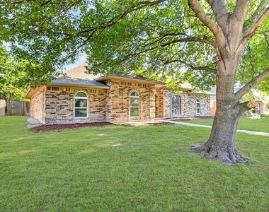 1824 Sacramento Terrace - Photo Thumbnail 3
