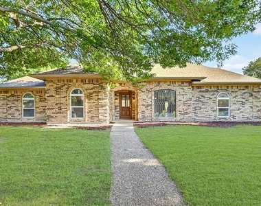 1824 Sacramento Terrace - Photo Thumbnail 2